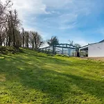 Do Retiro Villa Dumbría
