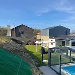 Do Retiro Villa Dumbría